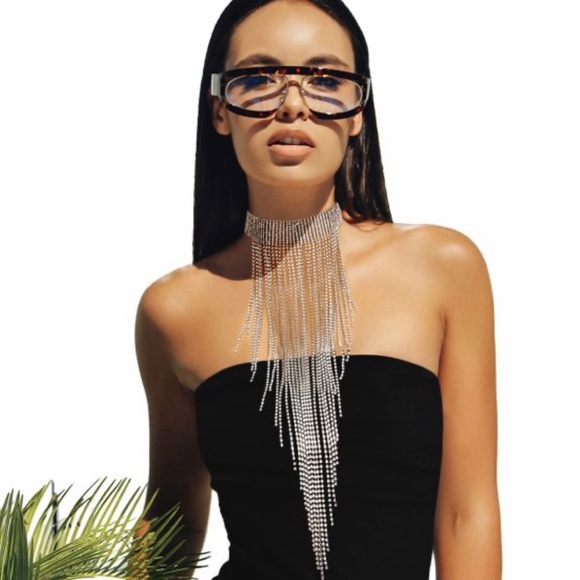 SOLD OUT❣️🔥🔥🔥🆕 RHINESTONE CHOKER NECKLACE - Picture 2 of 5